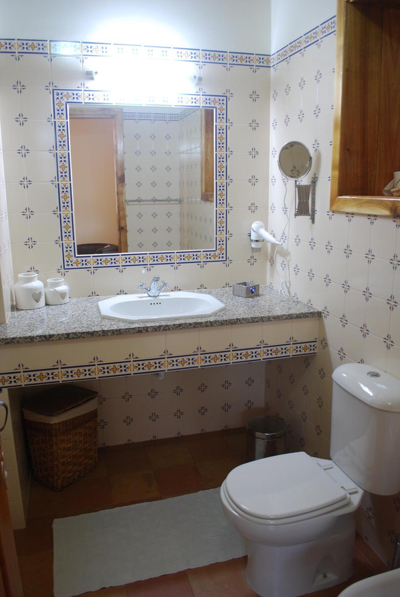 Quinta Padre Lobo Pensionat Santa Maria da Feira Exteriör bild
