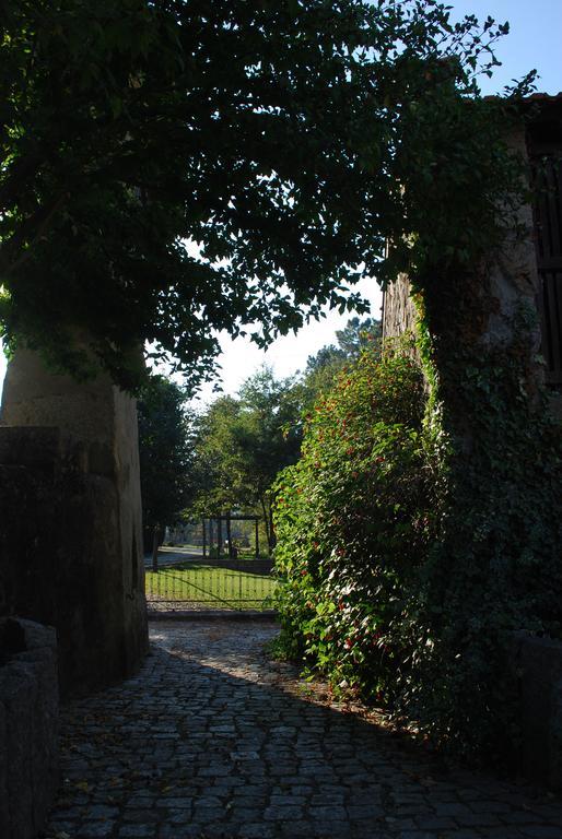 Quinta Padre Lobo Pensionat Santa Maria da Feira Exteriör bild